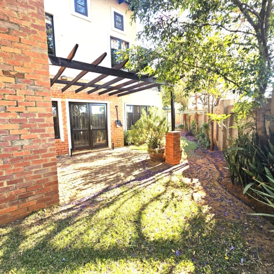 To Let 2 Bedroom Property for Rent in Waterval East North West